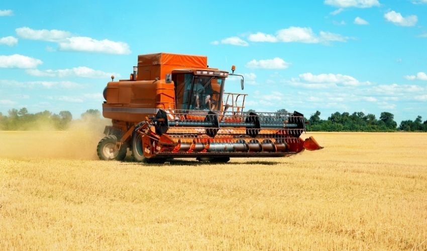 Equipment tracking in Smart Agriculture satellite iot